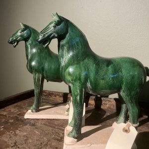 Stor stridshäst 43 cm hög.